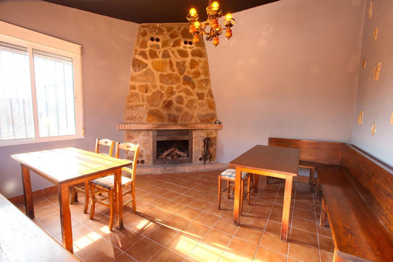 Cuencaloft Villa Del Tio Tomarro فيلاألبا دي لا سايرا المظهر الخارجي الصورة